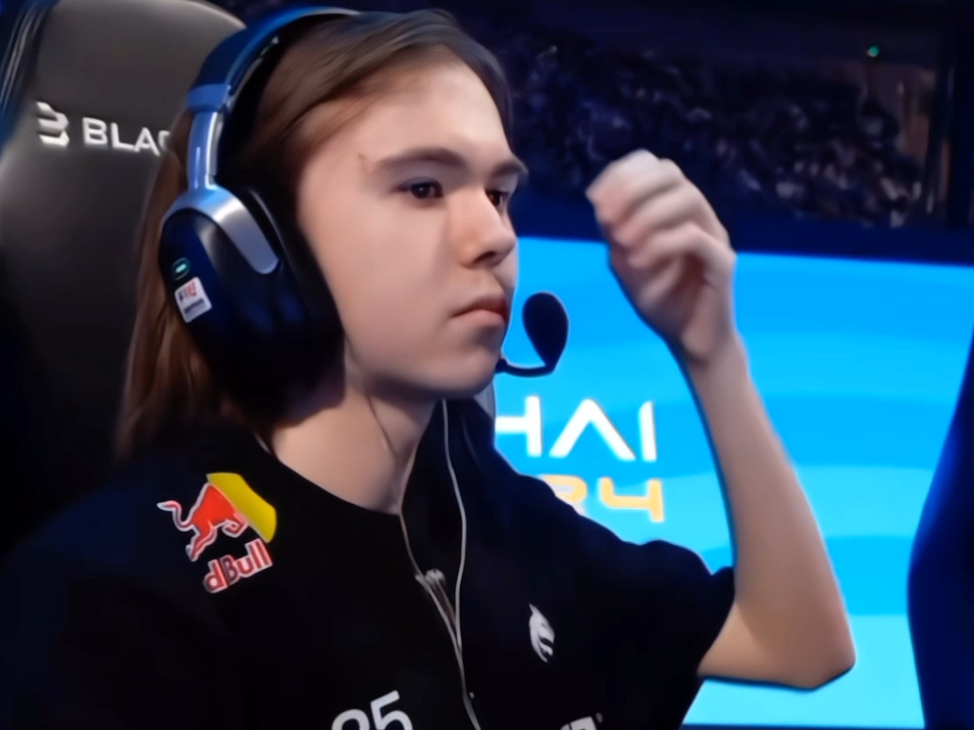 KPL发布春季赛三组出征海报：情久／KLG／LGD／RW侠／WB／AG在列